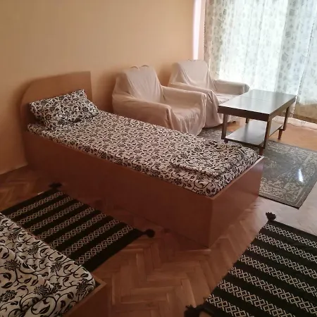 Simona Apartment *